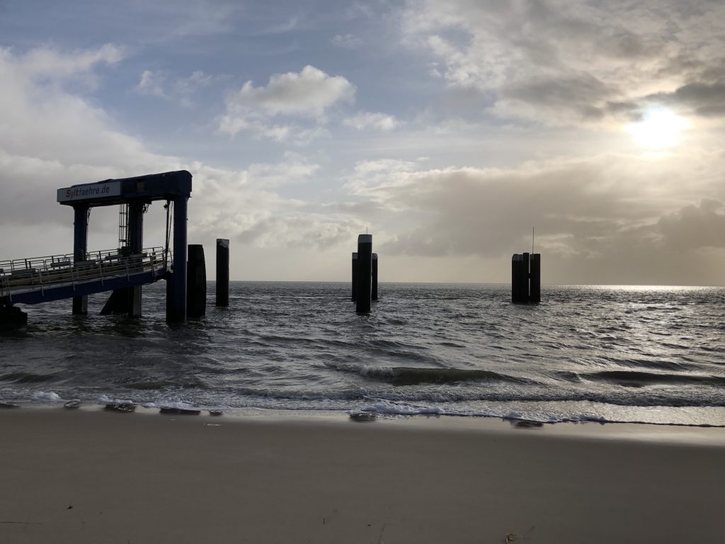 Nordsee, Nordfriesland, Sylt, List, Faehranleger, Meer und Sonne